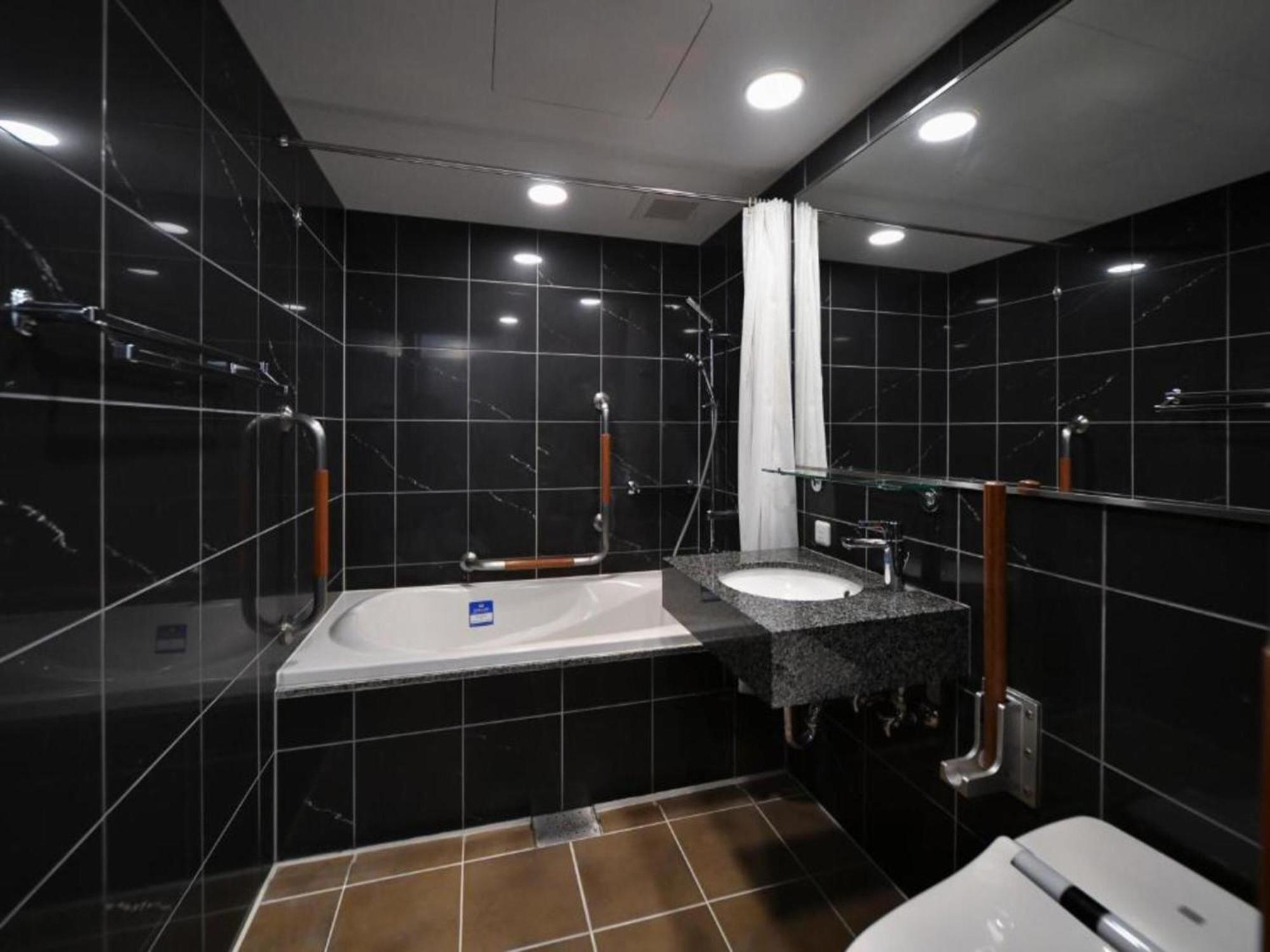 APA Hotel Shimbashi Onarimon Tokyo Esterno foto